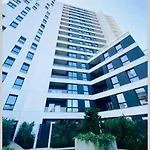 Hotel Portova By Q4