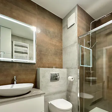 Portova By Q4 Otel