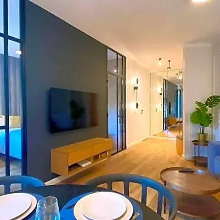 Portova By Q4 Otel