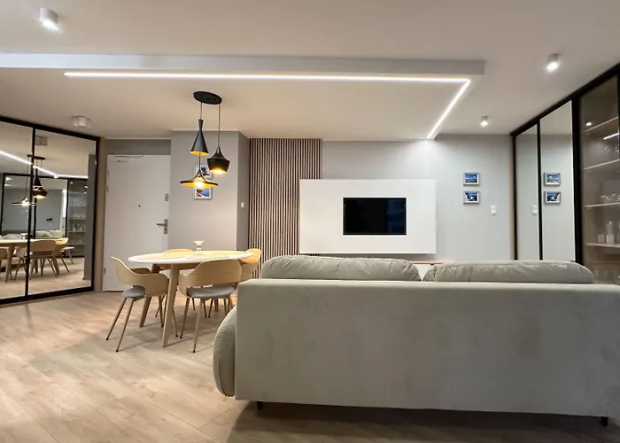 Hotel Portova By Q4 5*